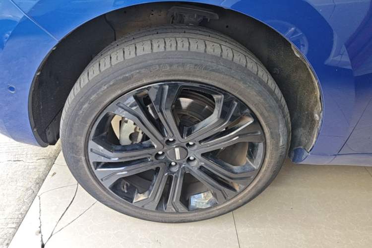 Used Wey VV5 2017 2.0T Flagship Edition Left Front Wheel Hub