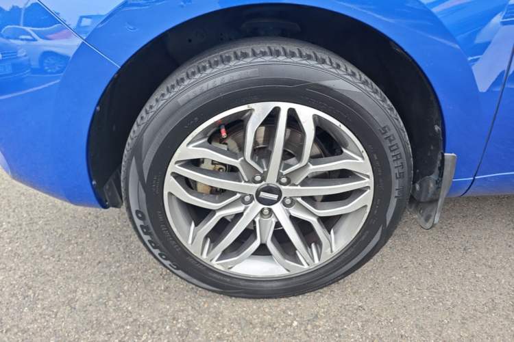 Used Wey VV5 2017 2.0T Ultra-Luxury Version Left Front Wheel Hub