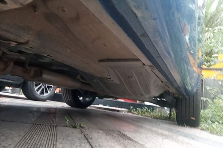 Used Wey VV5 2017 2.0T Flagship Edition Left Side Sill