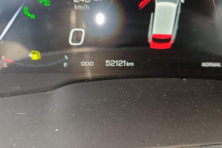 Used Wey VV5 2017 2.0T Flagship Edition Odometer Close Up