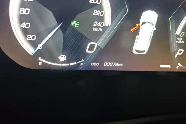 Used Wey VV5 2017 2.0T Flagship Edition Odometer Close Up