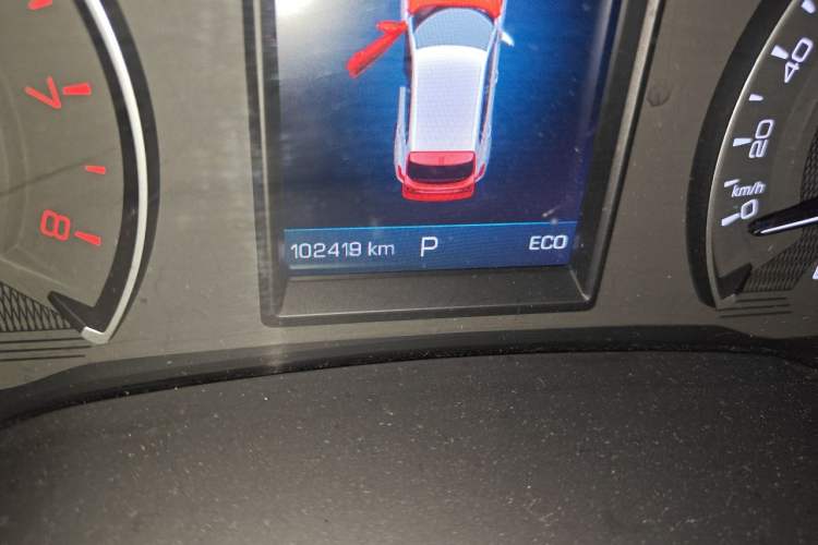 Used Wey VV5 2017 2.0T Ultra-Luxury Version Odometer Close Up