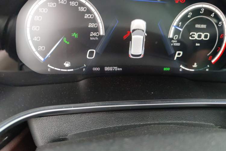 Used Wey VV5 2017 2.0T Flagship Edition Odometer Close Up