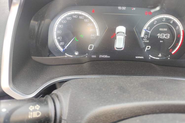 Used Wey VV5 2017 2.0T Flagship Edition Odometer Close Up