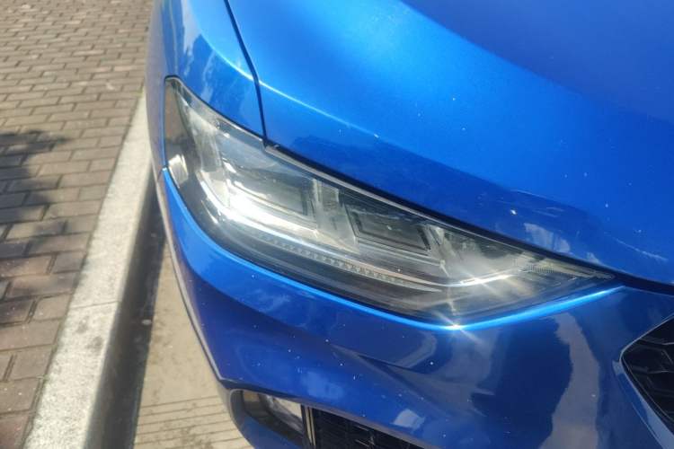 Used Wey VV5 2017 2.0T Flagship Edition Right Front Headlight