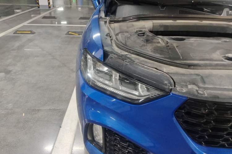 Used Wey VV5 2017 2.0T Flagship Edition Right Front Headlight