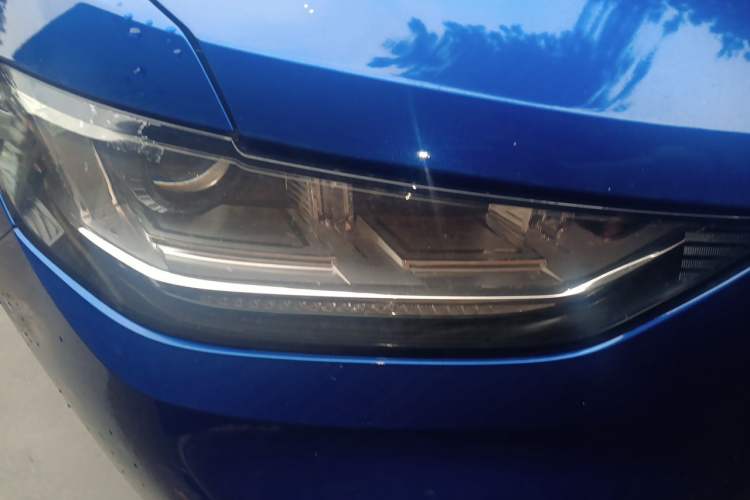 Used Wey VV5 2017 2.0T Ultra-Luxury Version Right Front Headlight