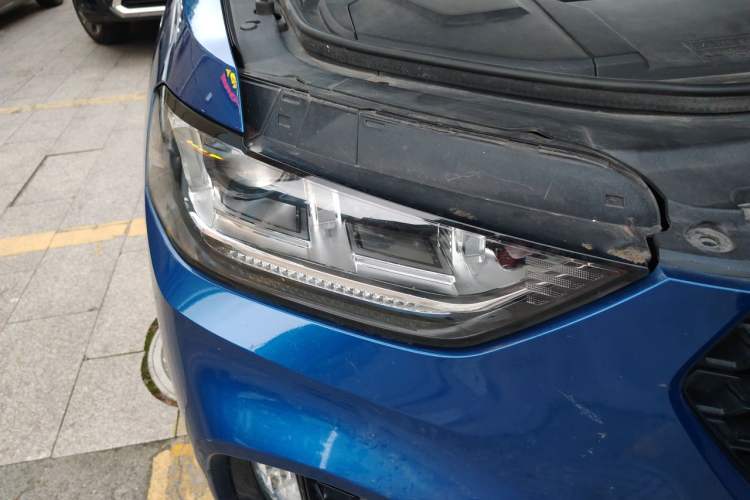 Used Wey VV5 2017 2.0T Flagship Edition Right Front Headlight