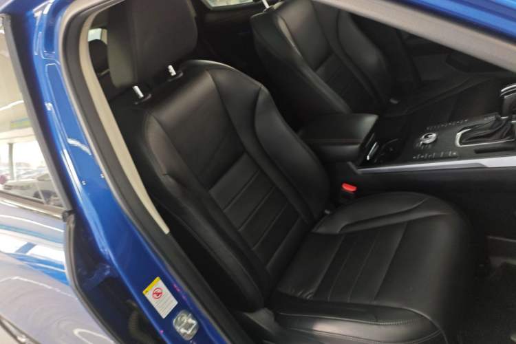 Used Wey VV5 2017 2.0T Ultra-Luxury Version Right Front Seat