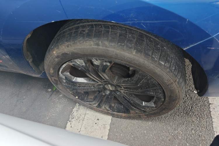 Used Wey VV5 2017 2.0T Flagship Edition Right Front Wheel Hub