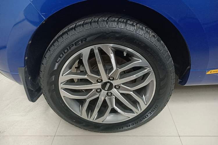 Used Wey VV5 2017 2.0T Ultra-Luxury Version Right Rear Wheel Hub