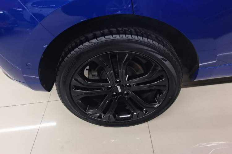 Used Wey VV5 2017 2.0T Flagship Edition Right Rear Wheel Hub