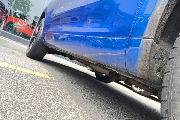 Used Wey VV5 2017 2.0T Flagship Edition Right Side Sill