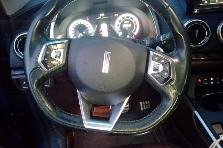 Used Wey VV5 2017 2.0T Flagship Edition Steering Wheel