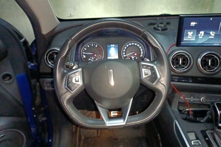 Used Wey VV5 2017 2.0T Ultra-Luxury Version Steering Wheel