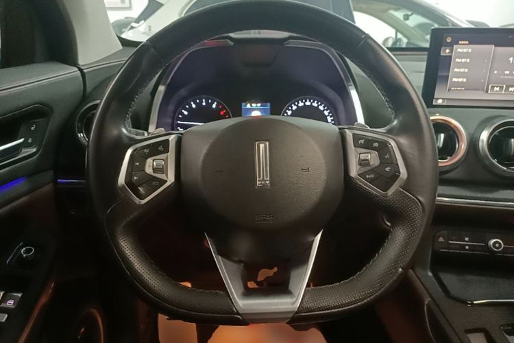 Used Wey VV5 2017 2.0T Ultra-Luxury Version Steering Wheel