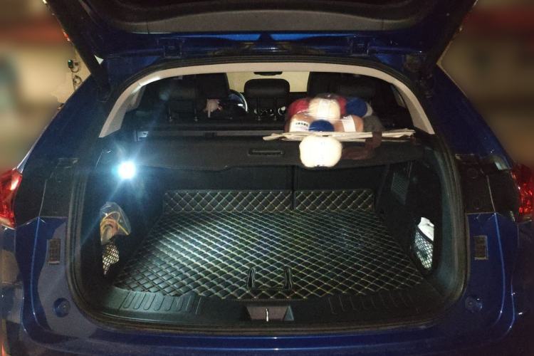 Used Wey VV5 2017 2.0T Ultra-Luxury Version Trunk