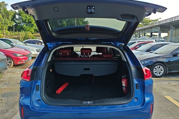 Used Wey VV5 2017 2.0T Ultra-Luxury Version Trunk