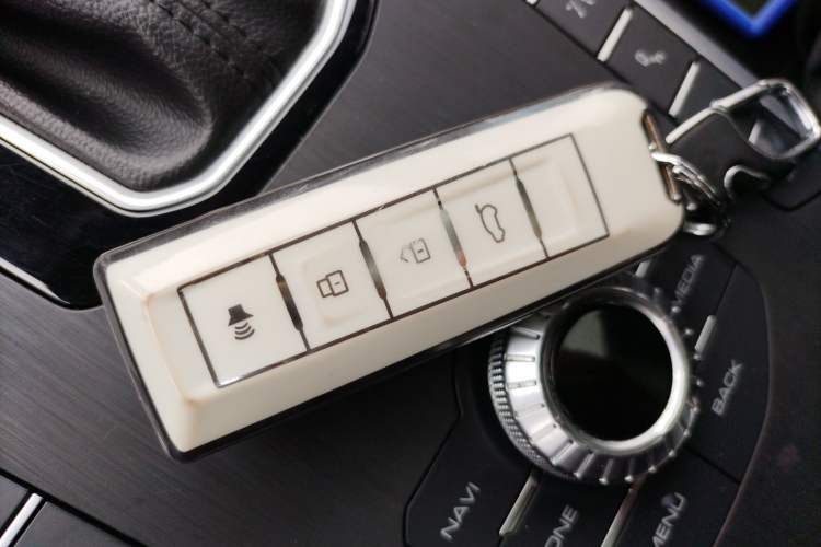 Used Wey VV5 2017 2.0T Flagship Edition Vehicle Key