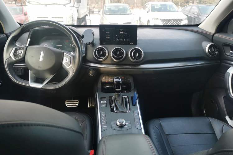 Used Wey VV5 2017 2.0T Flagship Edition Center Console