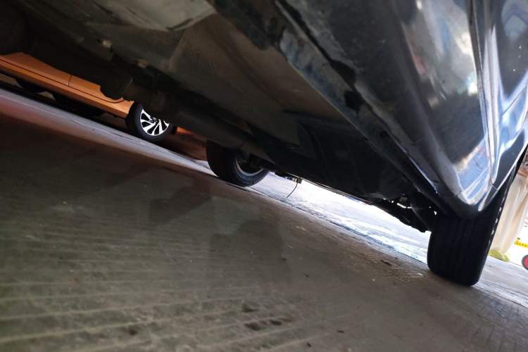 Used Wey VV5 2017 2.0T Ultra-Luxury Version Chassis Front Left