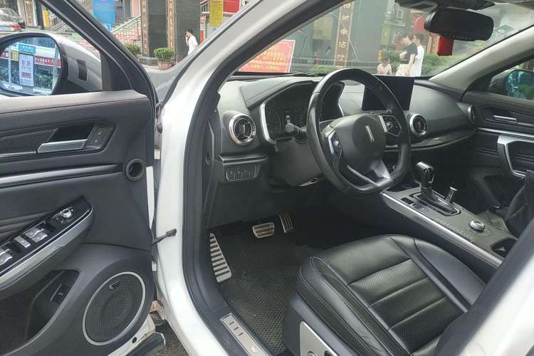 Used Wey VV5 2017 2.0T Ultra-Luxury Version Driver Seat
