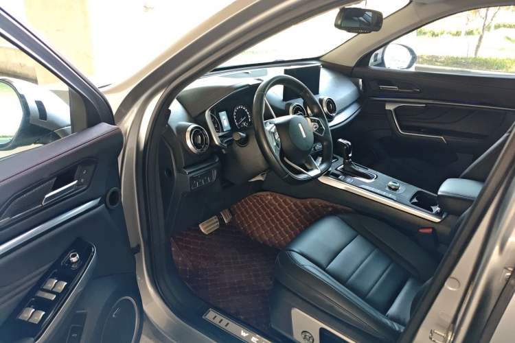 Used Wey VV5 2017 2.0T Ultra-Luxury Version Driver Seat