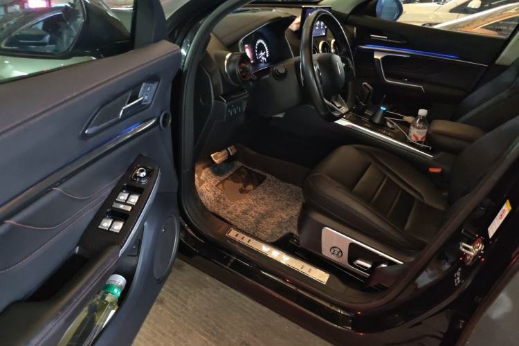 Used Wey VV5 2017 2.0T Ultra-Luxury Version Driver Seat