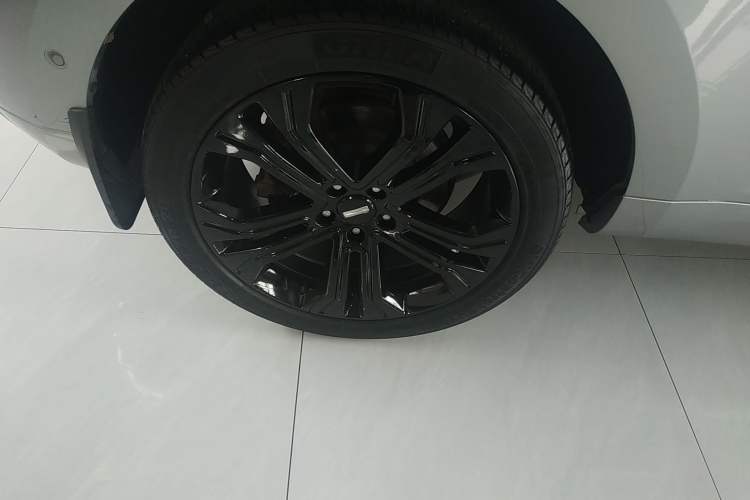 Used Wey VV5 2017 2.0T Flagship Edition Exterior 8