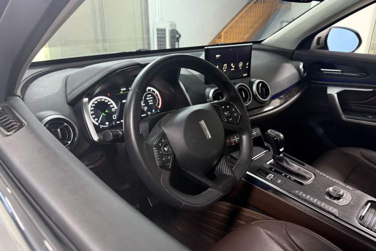 Used Wey VV5 2017 2.0T Flagship Edition Interior 1