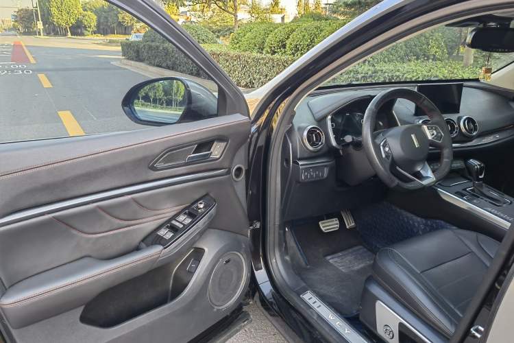 Used Wey VV5 2017 2.0T Flagship Edition Interior 4