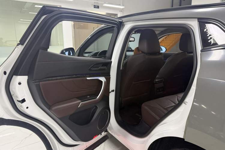 Used Wey VV5 2017 2.0T Flagship Edition Interior 5