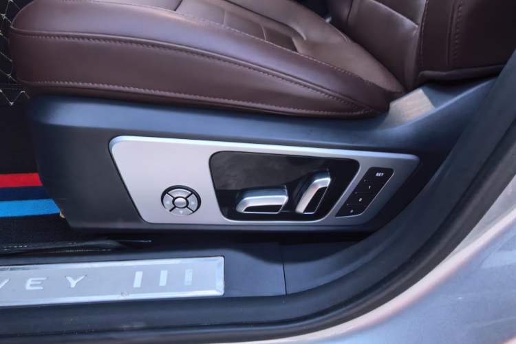 Used Wey VV5 2017 2.0T Flagship Edition Interior 5