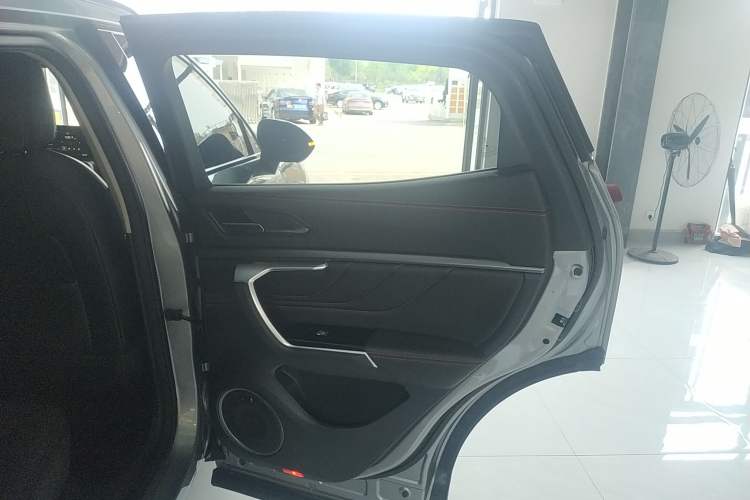 Used Wey VV5 2017 2.0T Flagship Edition Interior 6