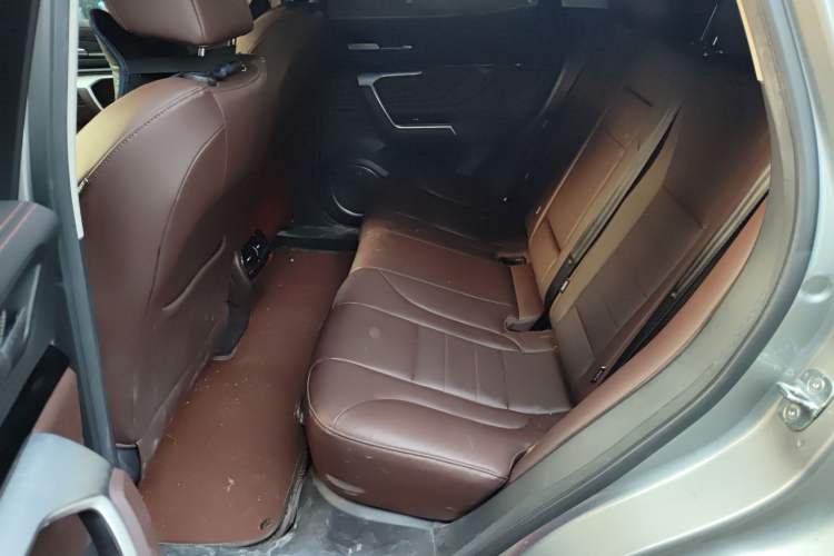 Used Wey VV5 2017 2.0T Ultra-Luxury Version Left Rear Seat