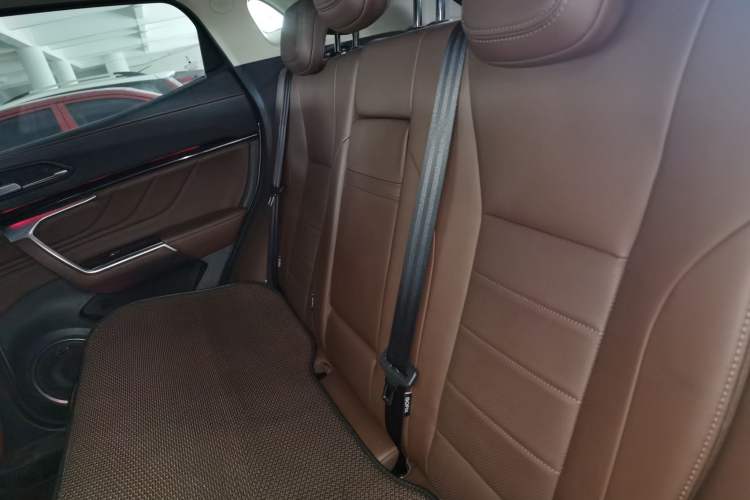 Used Wey VV5 2017 2.0T Ultra-Luxury Version Left Rear Seat