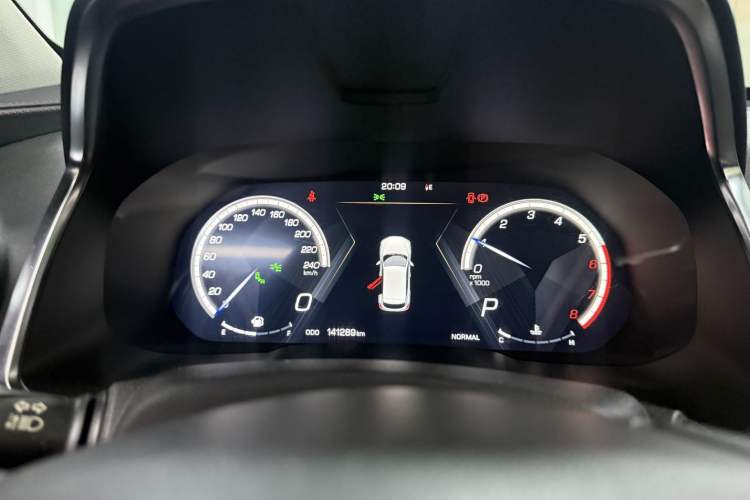 Used Wey VV5 2017 2.0T Flagship Edition Odometer Close Up