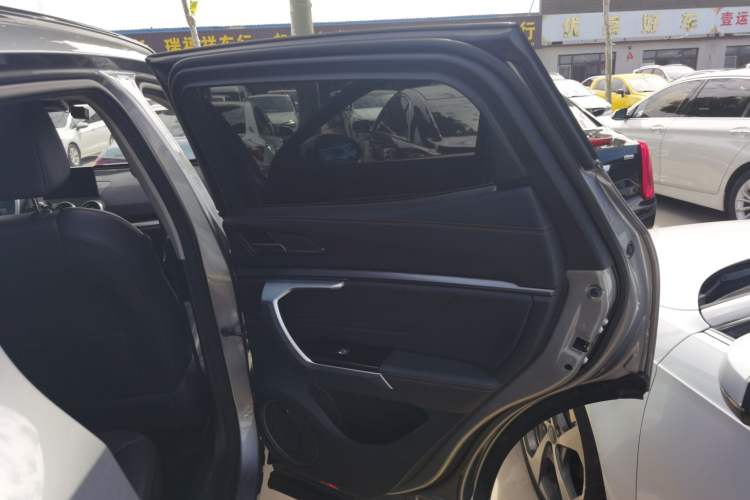 Used Wey VV5 2017 2.0T Flagship Edition Right Rear Door Interior