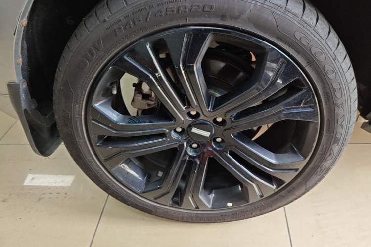 Used Wey VV5 2017 2.0T Flagship Edition Right Rear Wheel Hub