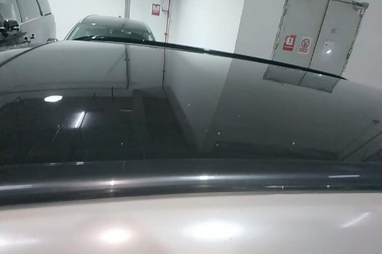 Used Wey VV5 2017 2.0T Flagship Edition Roof
