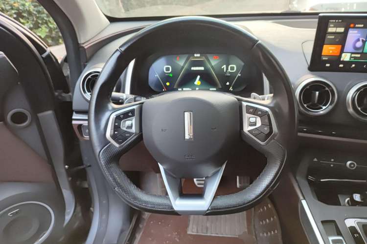 Used Wey VV5 2017 2.0T Ultra-Luxury Version Steering Wheel