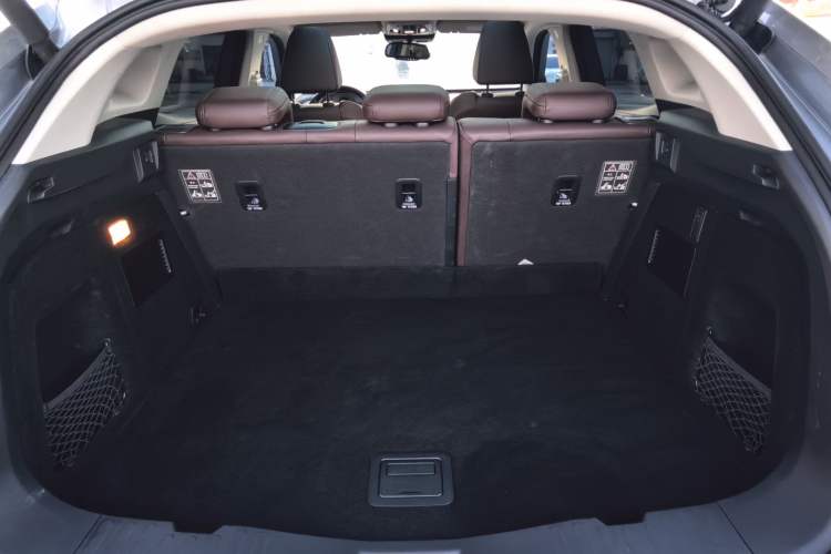 Used Wey VV5 2017 2.0T Flagship Edition Trunk