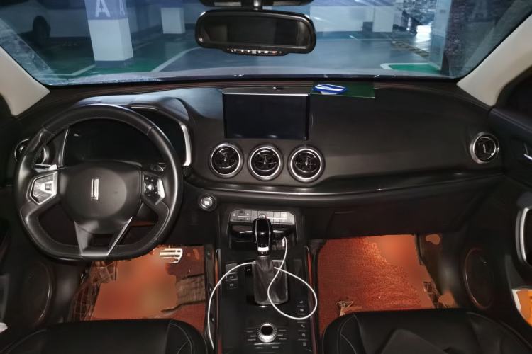 Used Wey VV5 2017 2.0T Flagship Edition Center Console