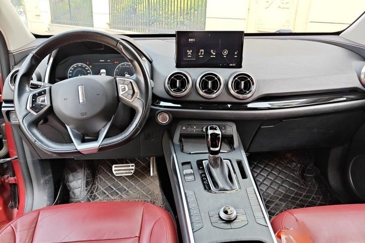 Used Wey VV5 2017 2.0T Flagship Edition Center Console