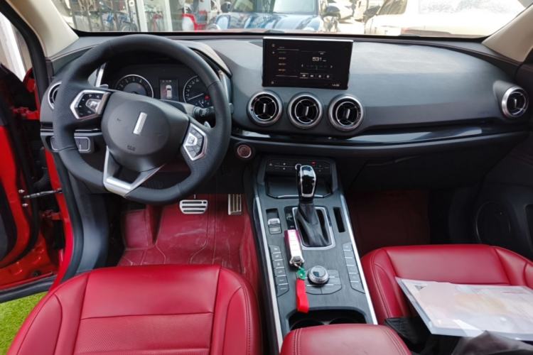 Used Wey VV5 2017 2.0T Ultra-Luxury Version Center Console