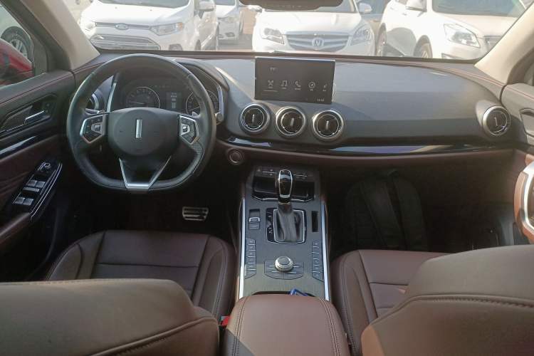 Used Wey VV5 2017 2.0T Ultra-Luxury Version Center Console