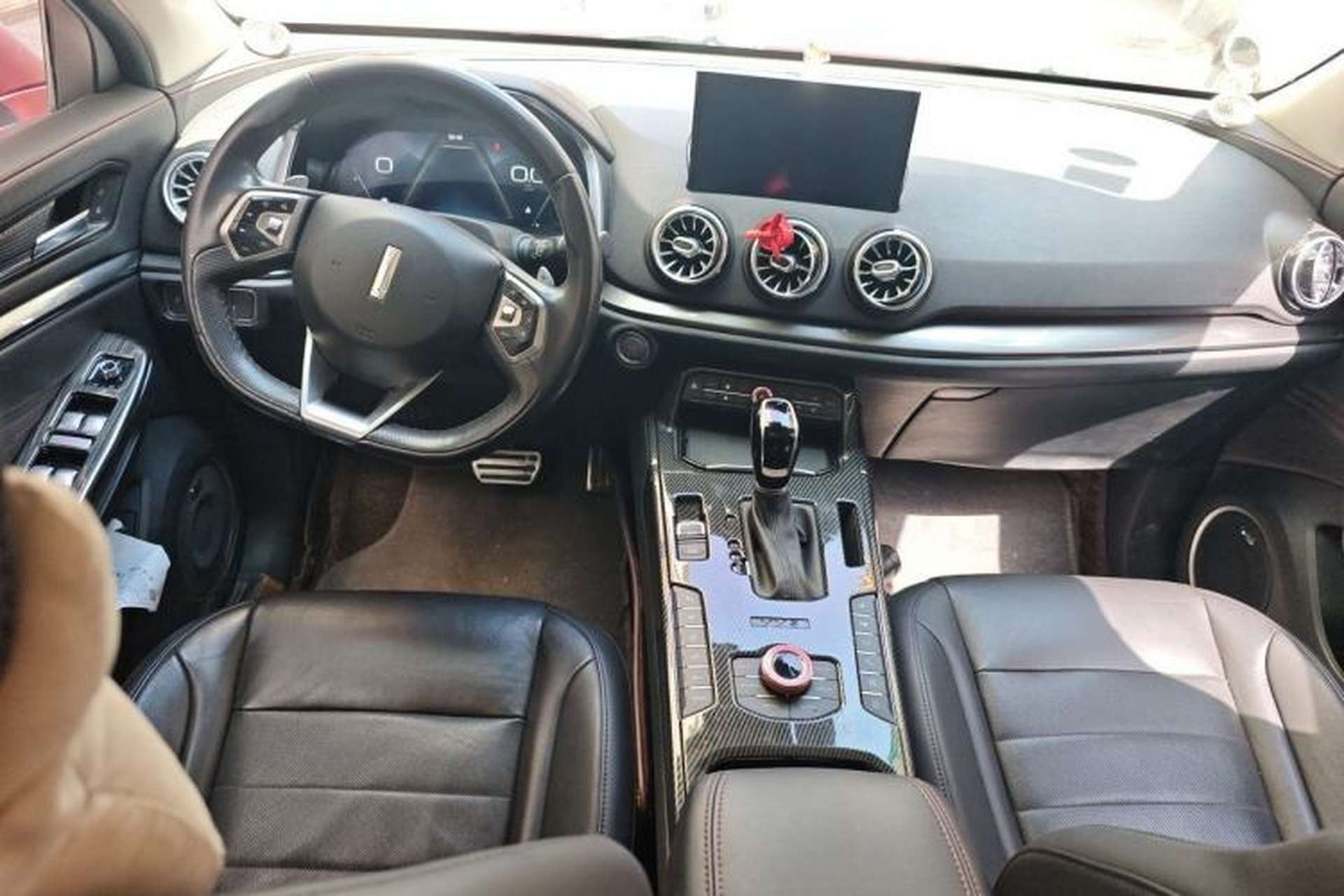 Used Wey VV5 2017 2.0T Flagship Edition Center Console