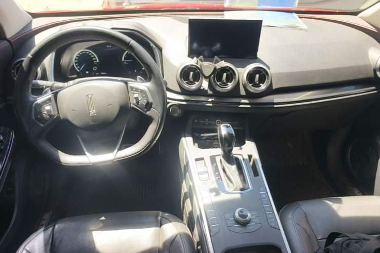 Used Wey VV5 2017 2.0T Flagship Edition Center Console