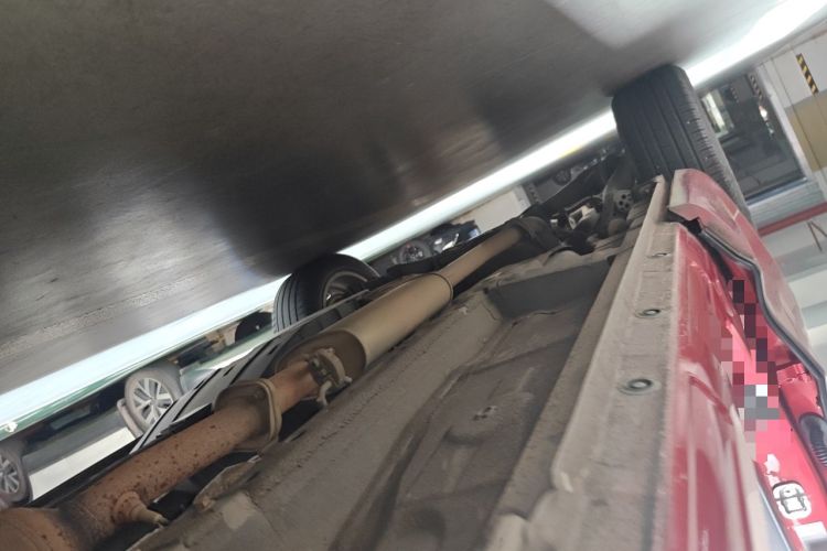 Used Wey VV5 2017 2.0T Ultra-Luxury Version Chassis Front Right