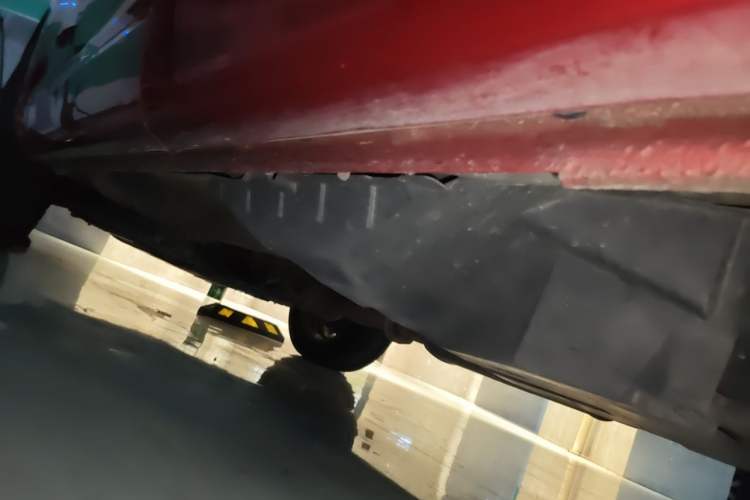 Used Wey VV5 2017 2.0T Ultra-Luxury Version Chassis Rear Left